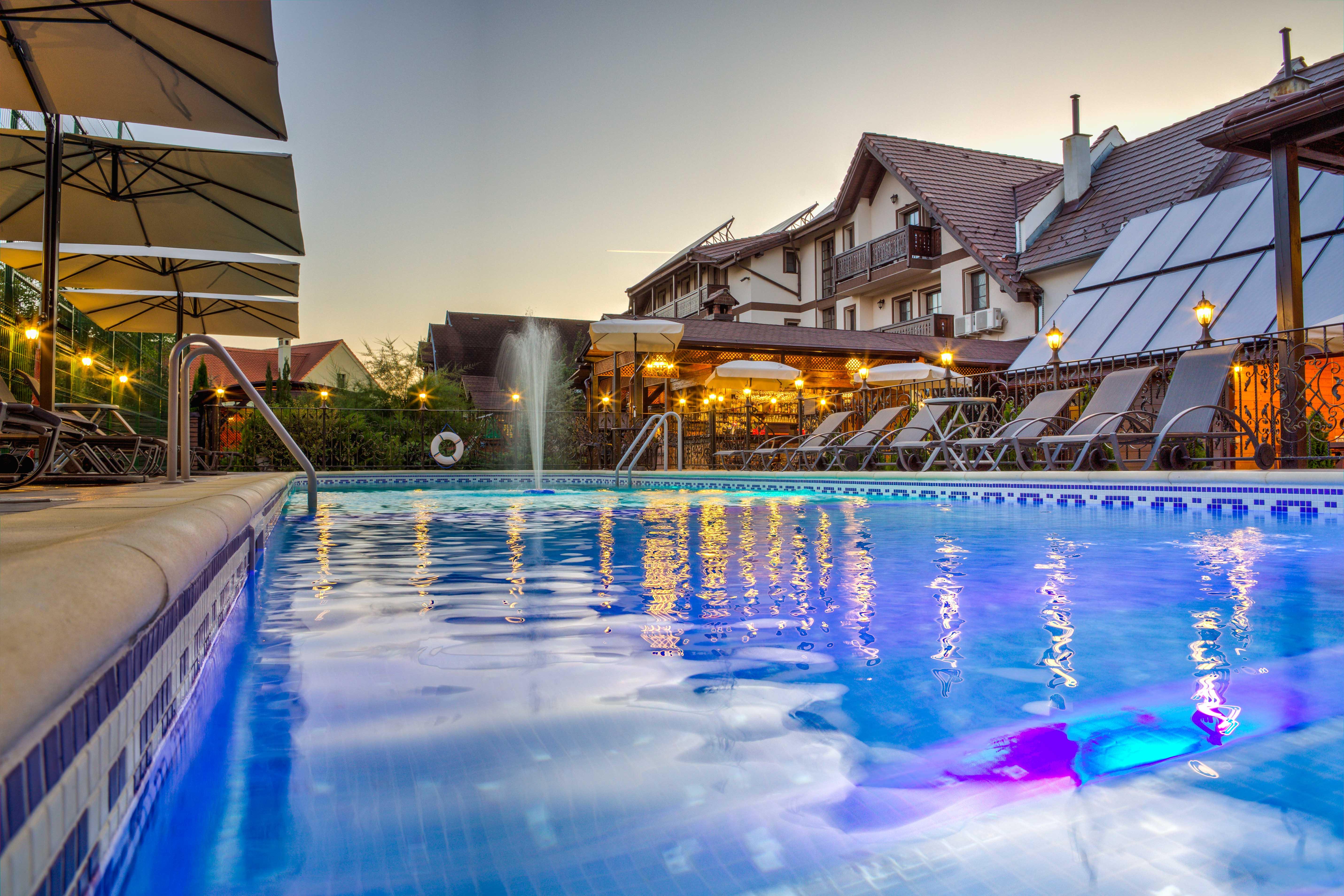 Conacul Ambient Hotell Cristian  Exteriör bild