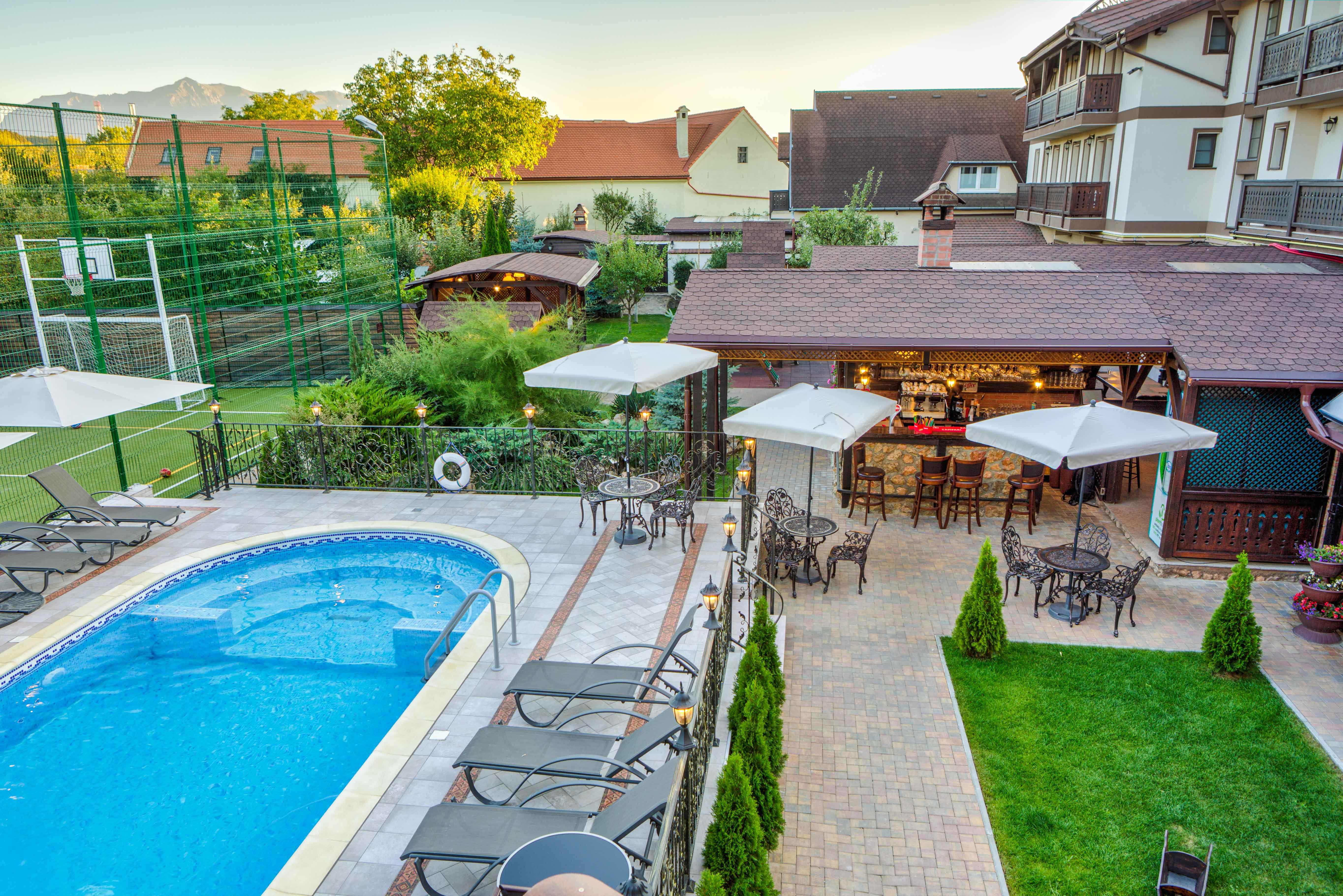 Conacul Ambient Hotell Cristian  Exteriör bild