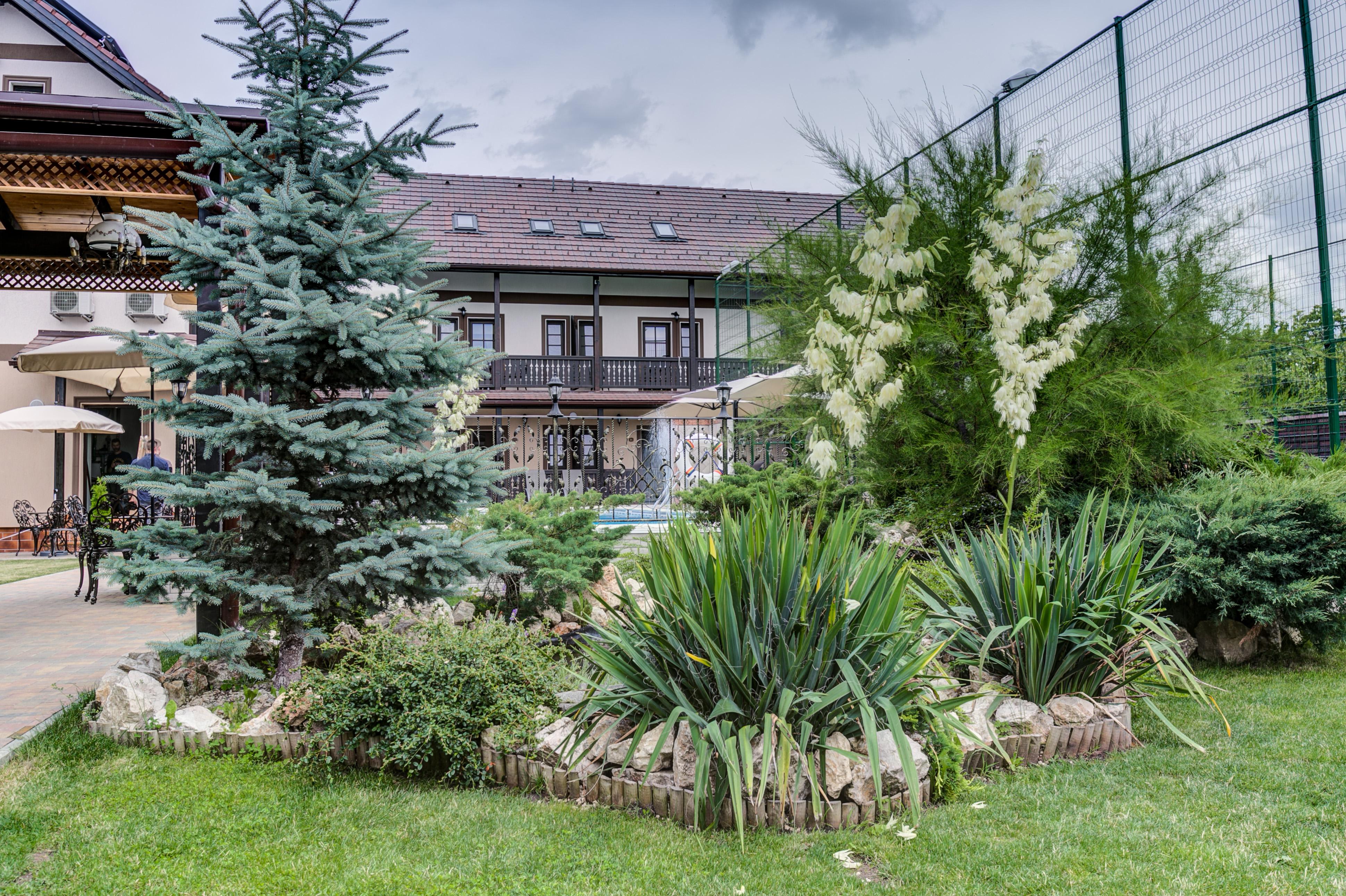 Conacul Ambient Hotell Cristian  Exteriör bild