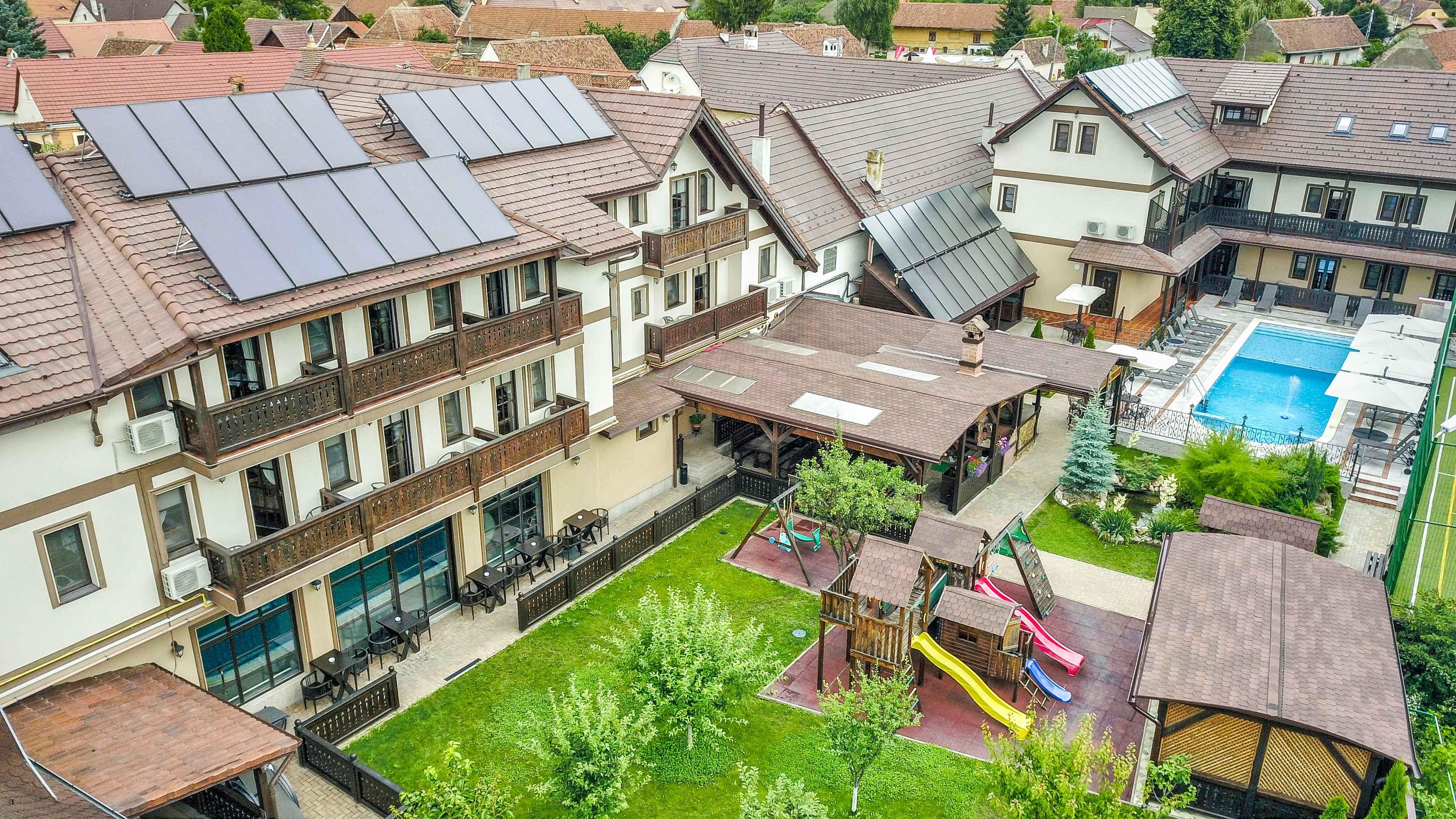 Conacul Ambient Hotell Cristian  Exteriör bild